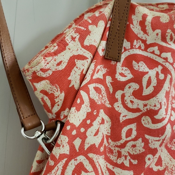 Old Navy Shoulder bag for summer - Picture 3 of 5